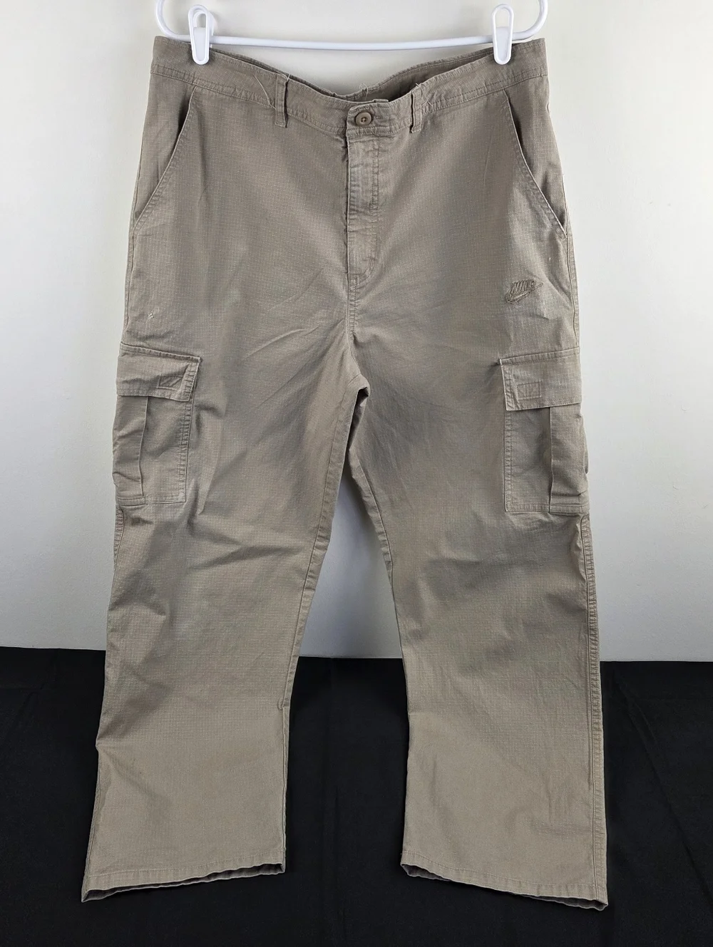 Nike Club Cargo Pants Mens 36x30 Khaki Straight Leg Lightweight Multi Pocket